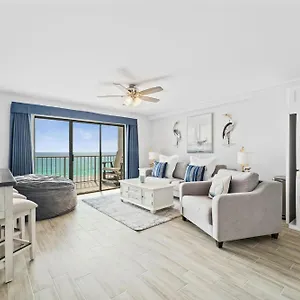 The Summit 602 Apartment